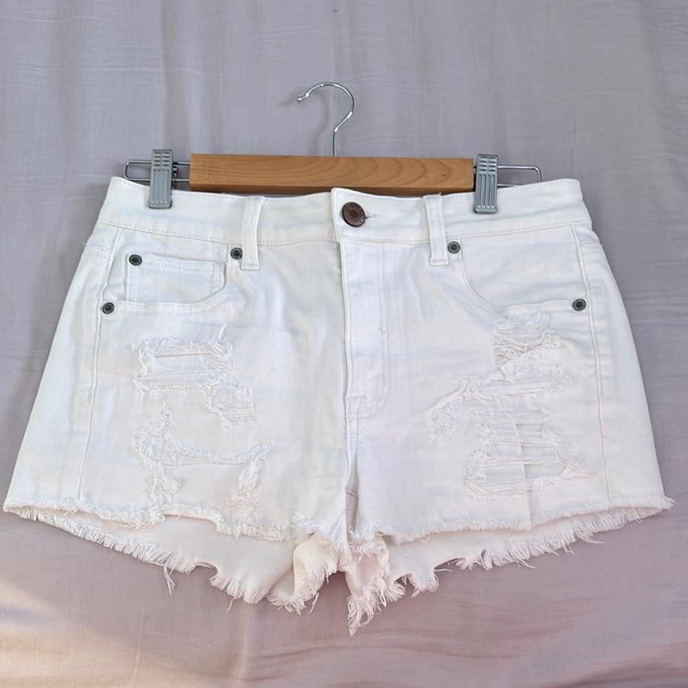 American Eagle - White Distressed Denim Shorts